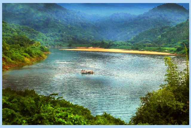 সবুজ-প্রকৃতির-লালাখান