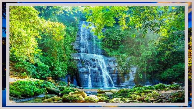 HumHum-Water-Falls