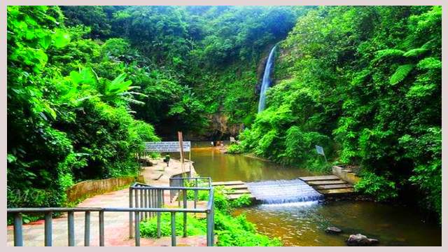Madhabkunda-waterfall-Description