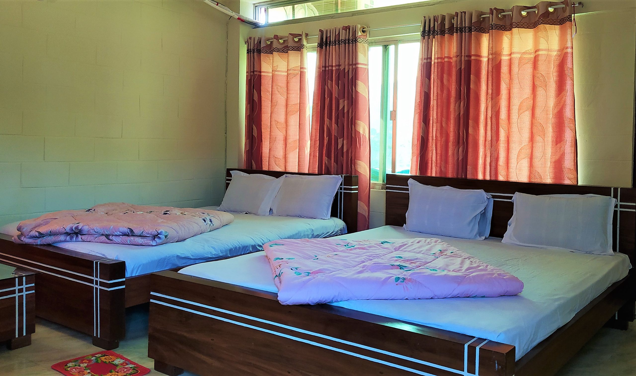 AC Couple Bed (২ জন)