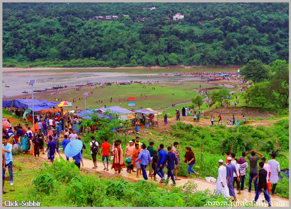জাফলং মায়াবী ঝর্ণা — পাহাড়ি পাথরের খাঁজে লুকিয়ে থাকা শীতল জলধারা